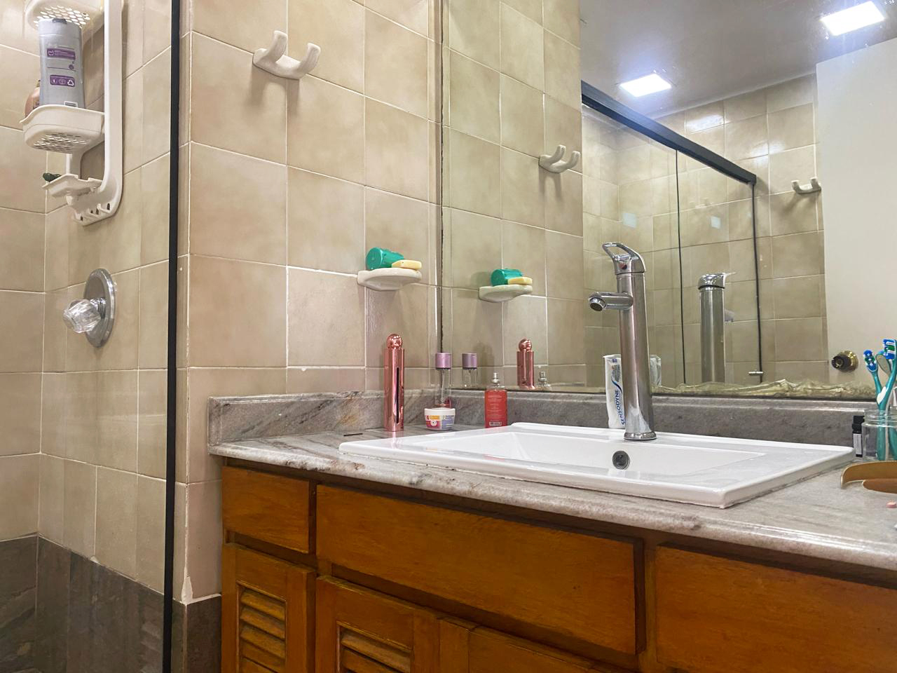 Apartamento de 3 alcobas en arriendo en La Aguacatala, Medellín, 145 m² · foto 14 de 16