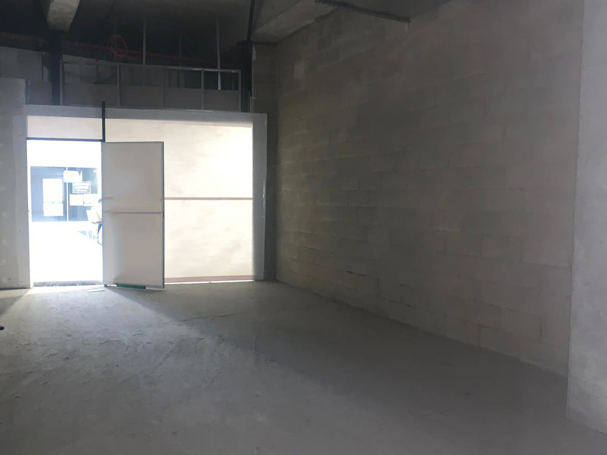 Local en venta en Patio Bonito, Medellín, 30 m² · foto 2 de 6