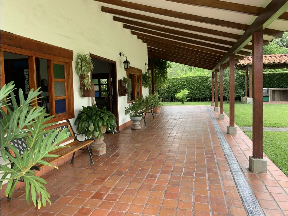 Casa de 4 alcobas en venta en Villagorgona, Candelaria · foto 6 de 24