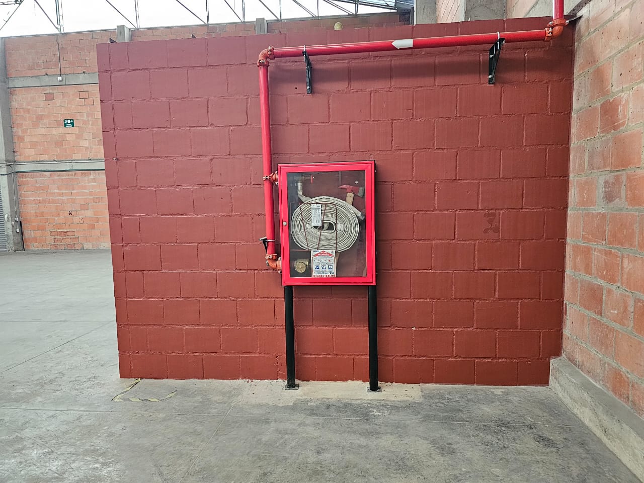 Bodega en arriendo en Zona Centro, Madrid, 1600 m² · foto 10 de 10