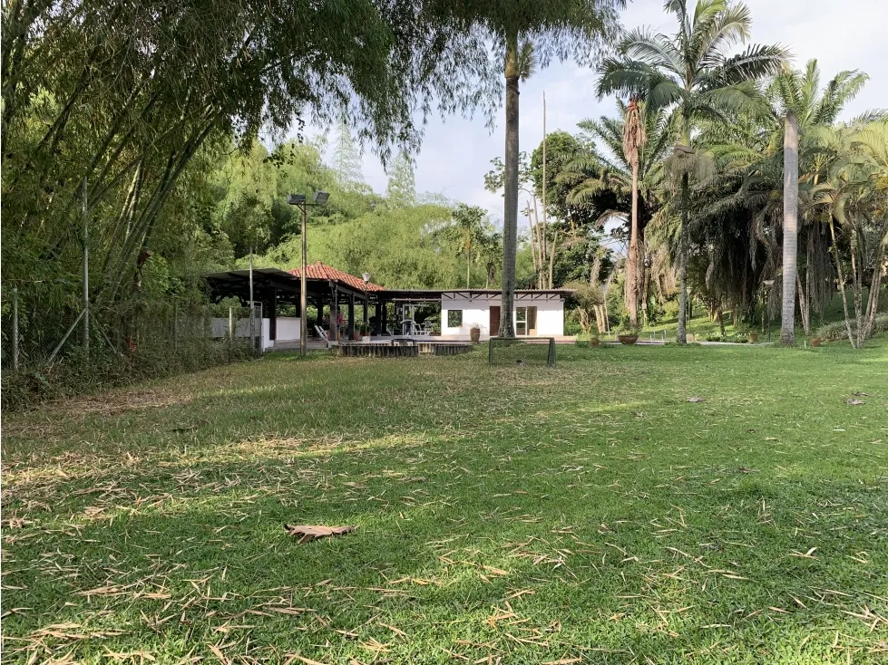 Finca en venta en Armenia, 20000 m² · foto 22 de 24
