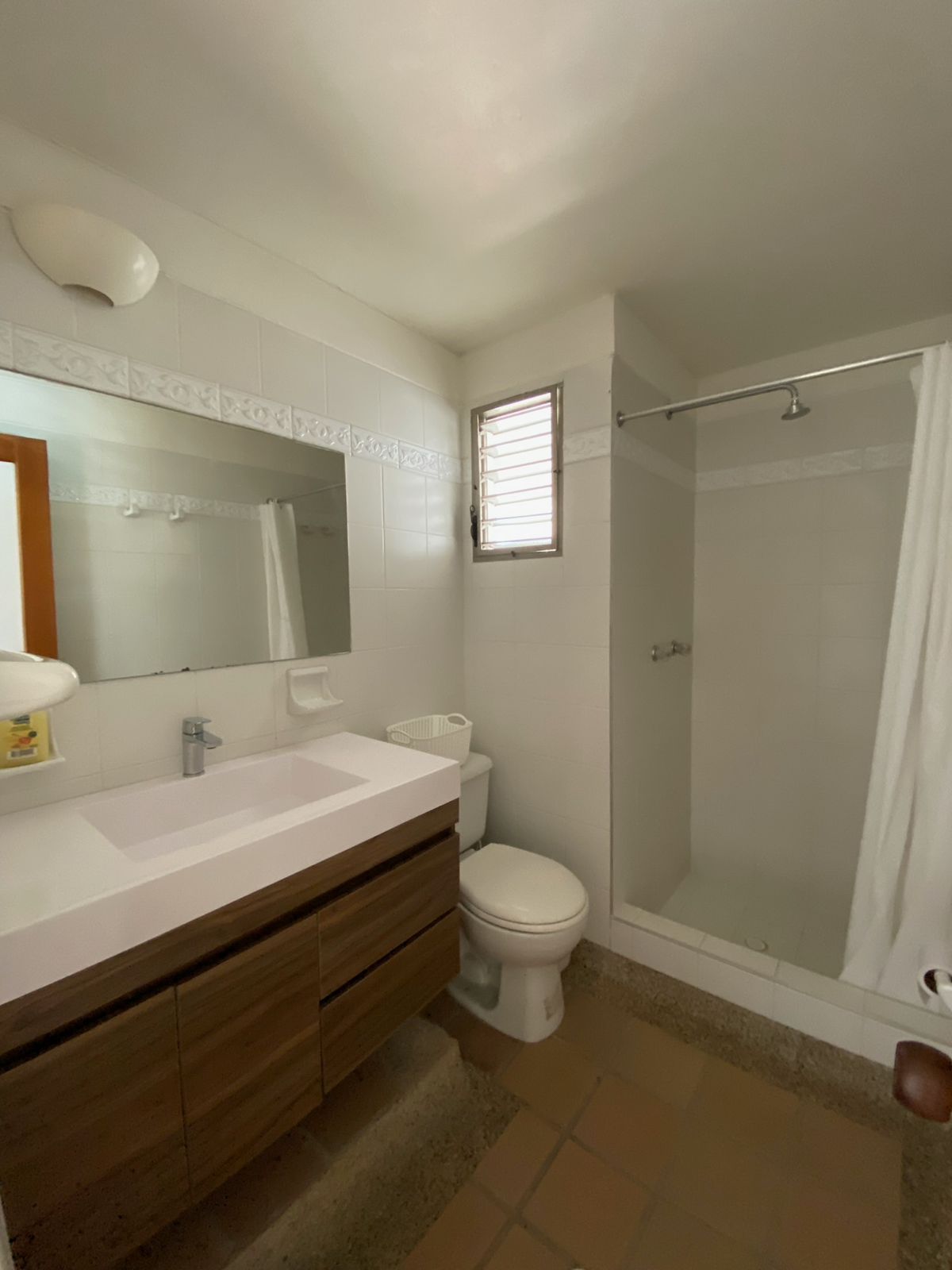 Casa de 5 alcobas en venta en Bosques De Peñalisa, Ricaurte, 450 m² · foto 5 de 18