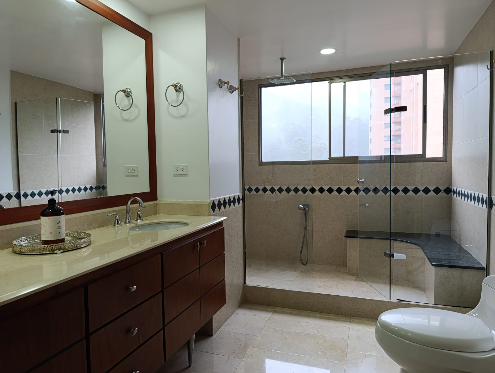 Apartamento en arriendo en El Tesoro, Medellín · foto 17 de 20