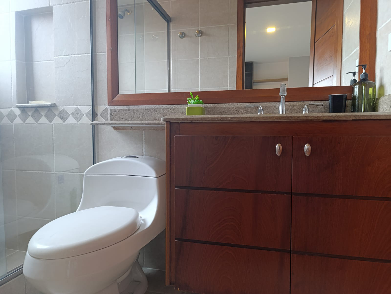 Apartamento en arriendo en El Tesoro, Medellín · foto 18 de 20