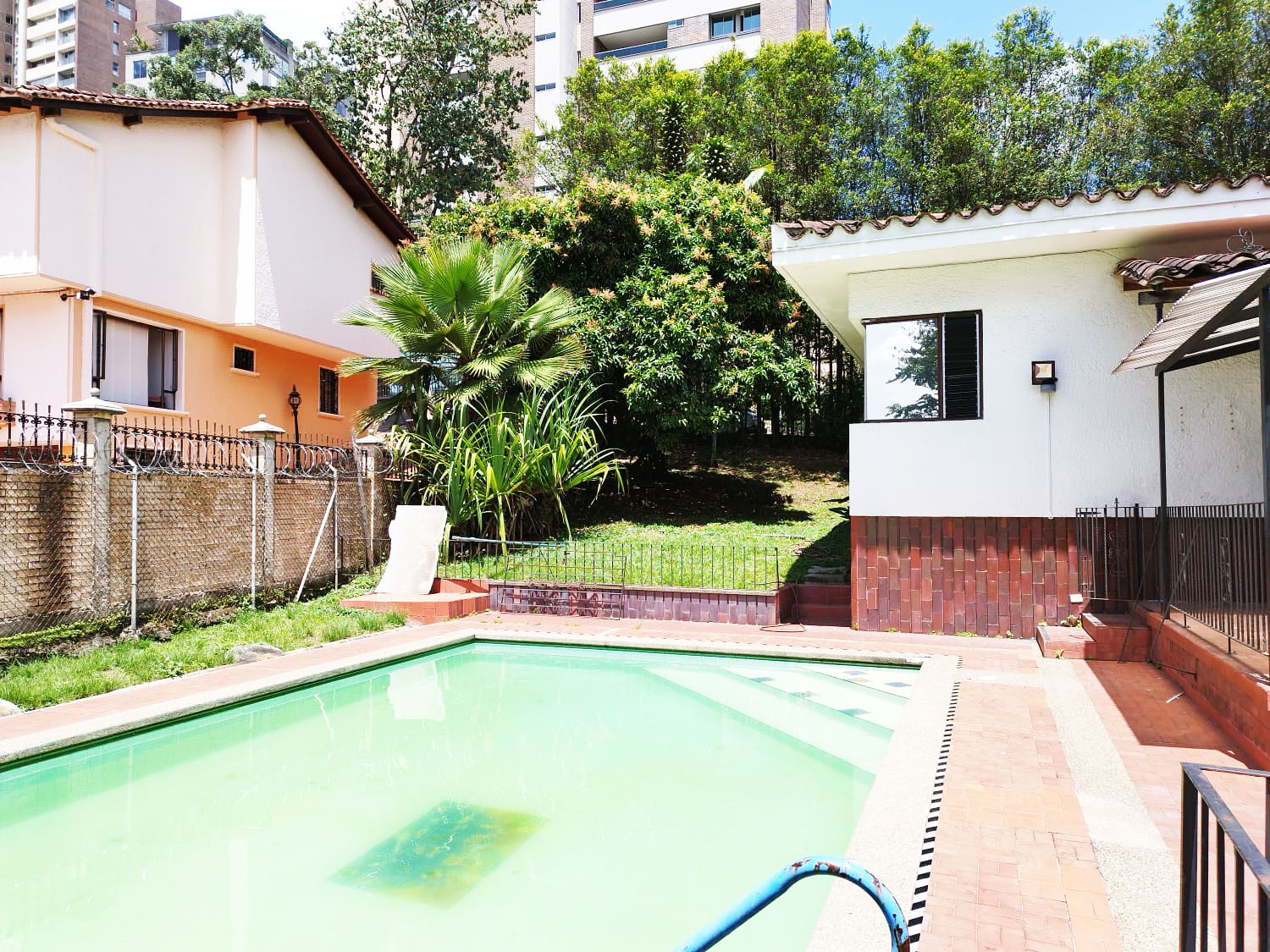 Oficina en arriendo en Alejandria, Medellín, 420 m² · foto 18 de 20