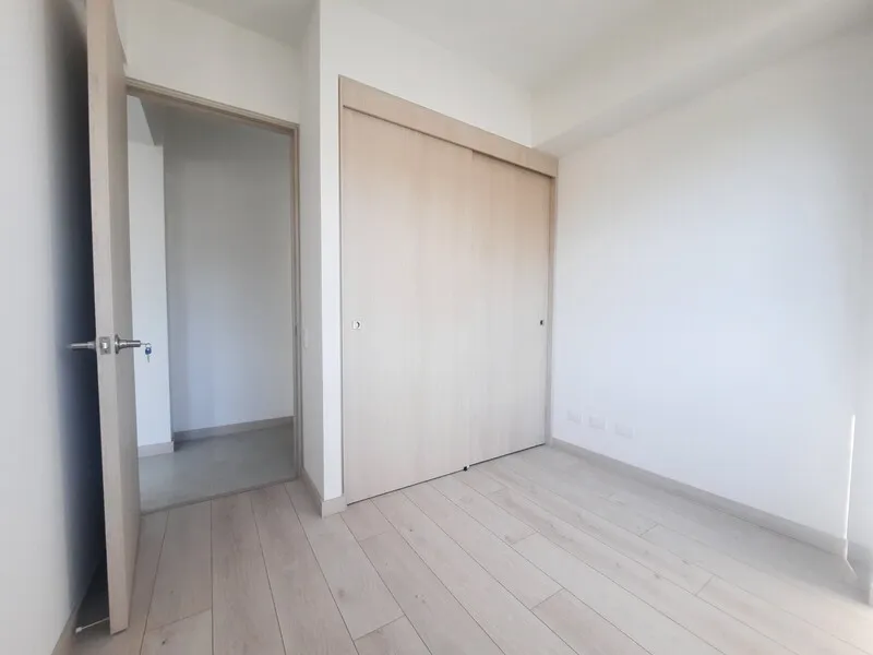 Apartamento en venta en Las Vegas, Envigado · foto 7 de 11