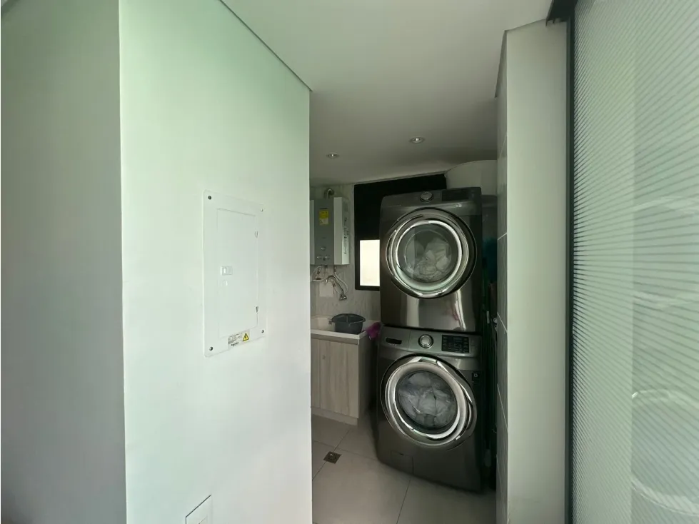 Casa de 3 alcobas en venta en Vía El Caimo, Armenia, 250 m² · foto 12 de 24