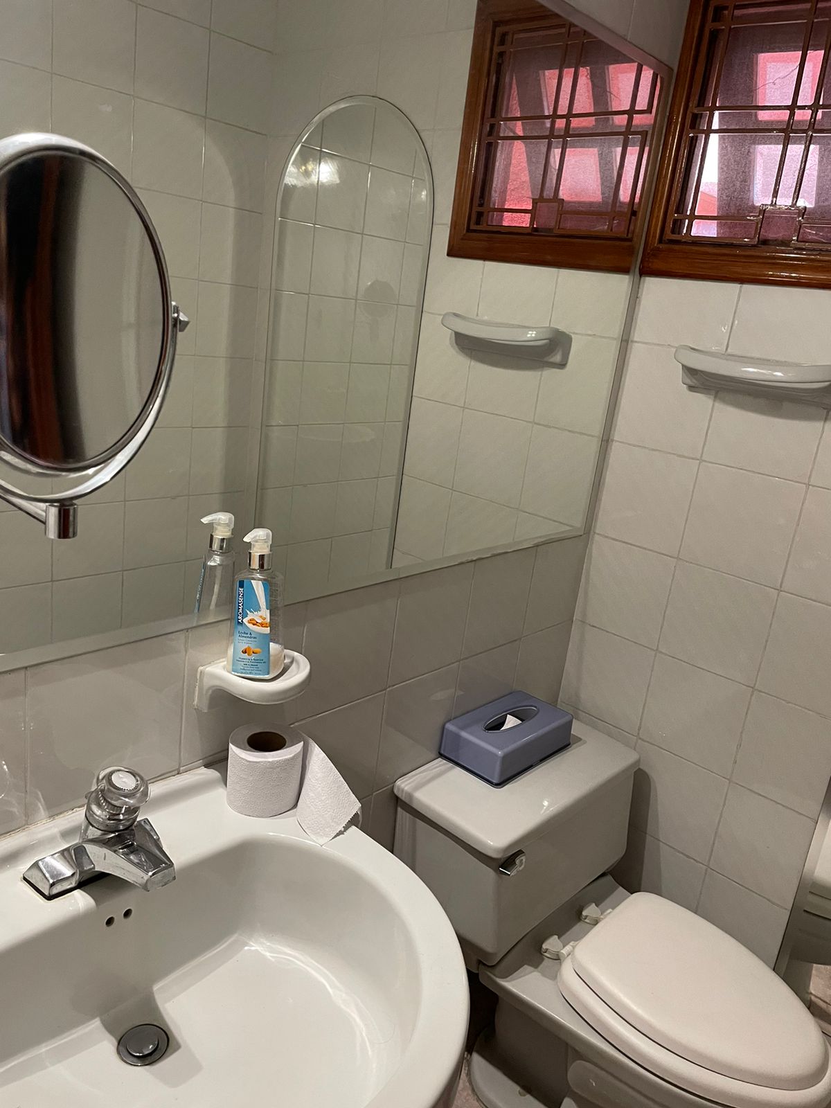 Casa de 4 alcobas en venta en Club De Los Lagartos, Bogotá, 268 m² · foto 9 de 14