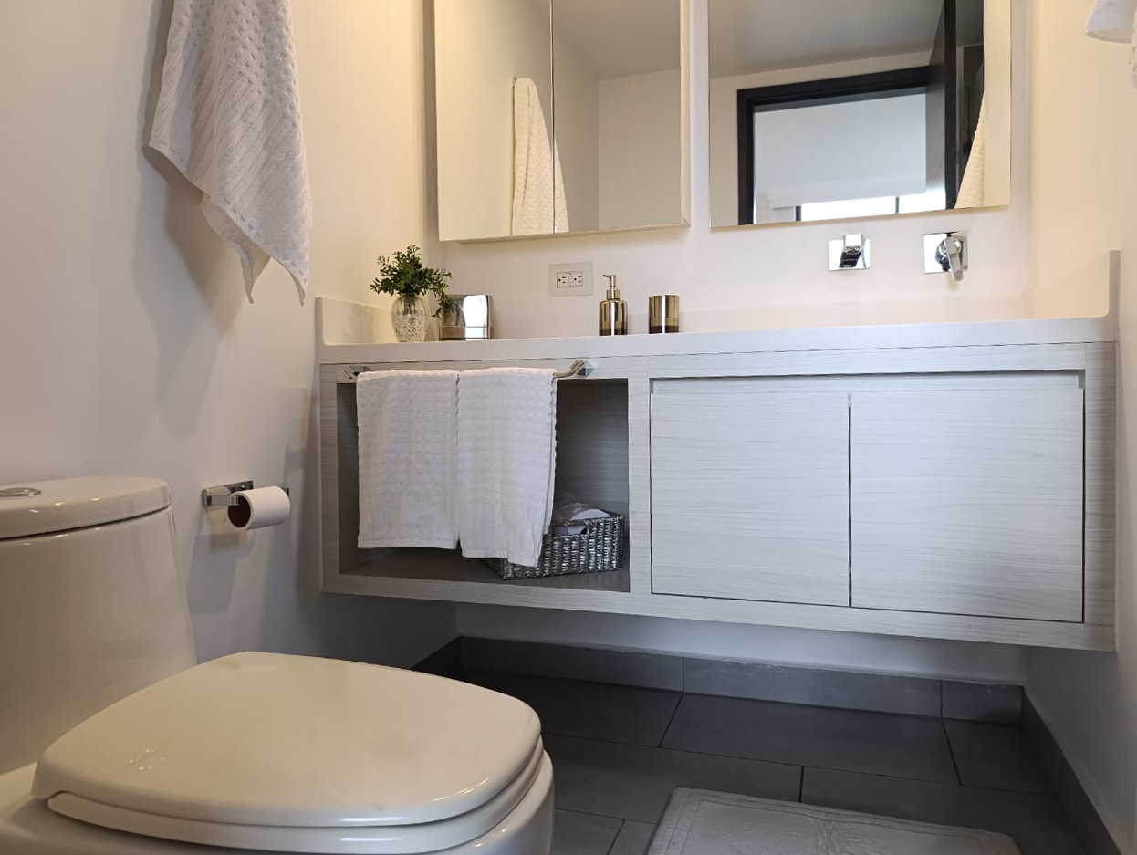 Apartamento de 3 alcobas en venta en Loma De Los Gonzalez, Medellín, 315 m² · foto 17 de 19