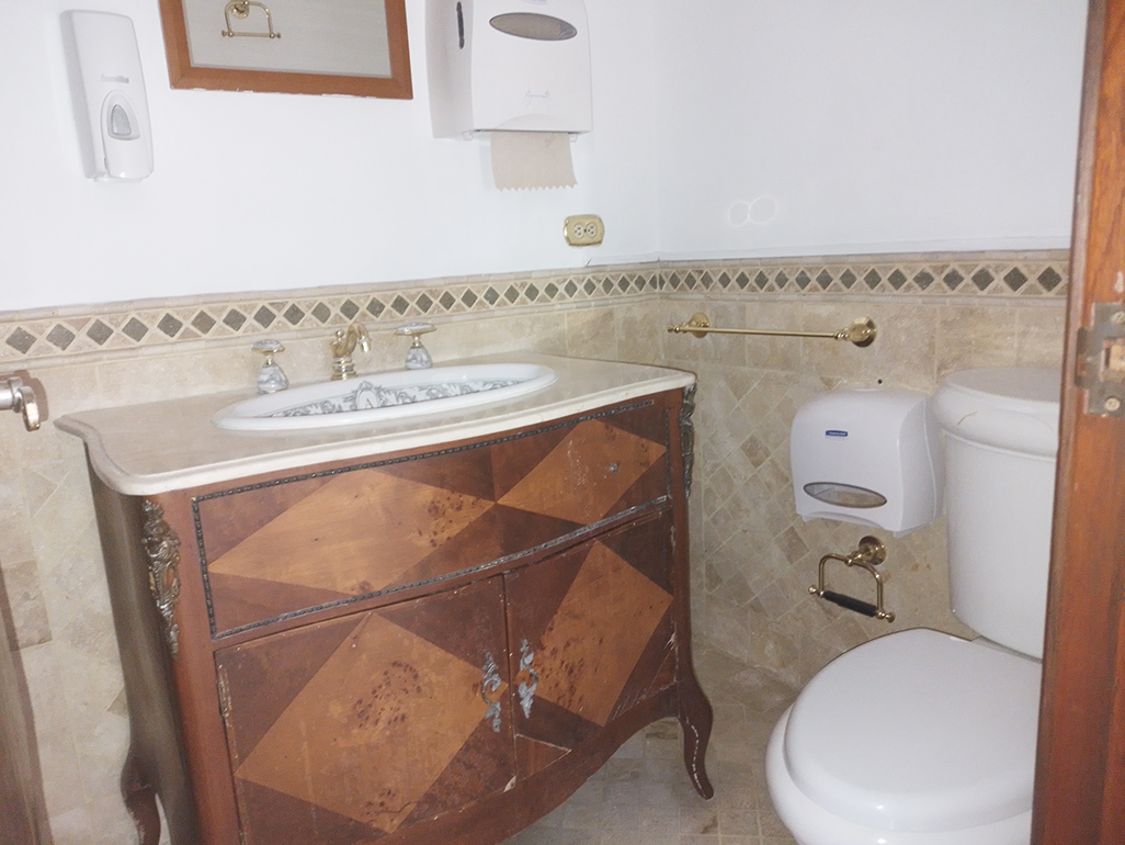 Oficina en arriendo en San Lucas, Medellín, 530 m² · foto 10 de 20