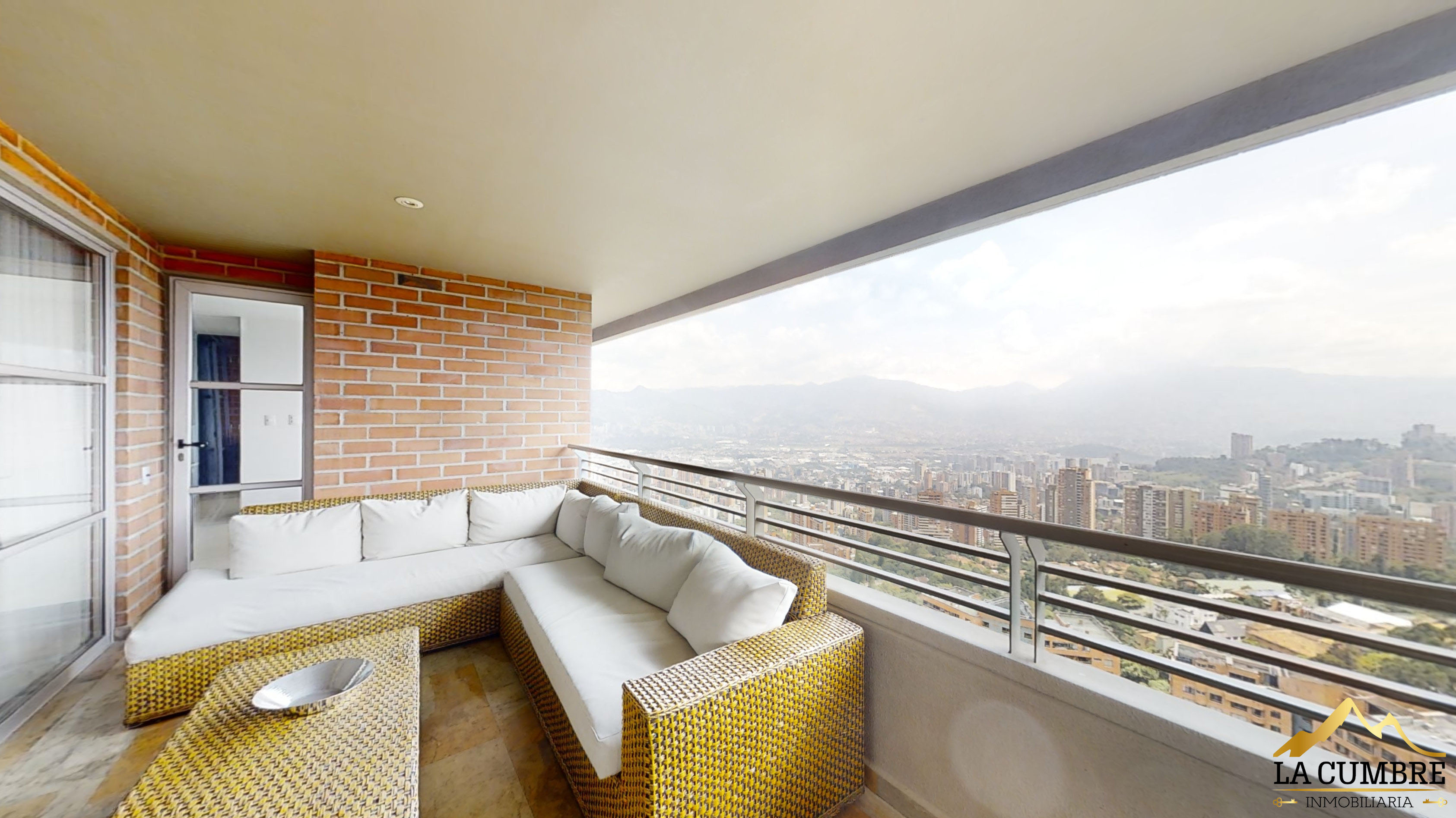 Apartamento en arriendo en La Calera, Medellín · foto 2 de 12