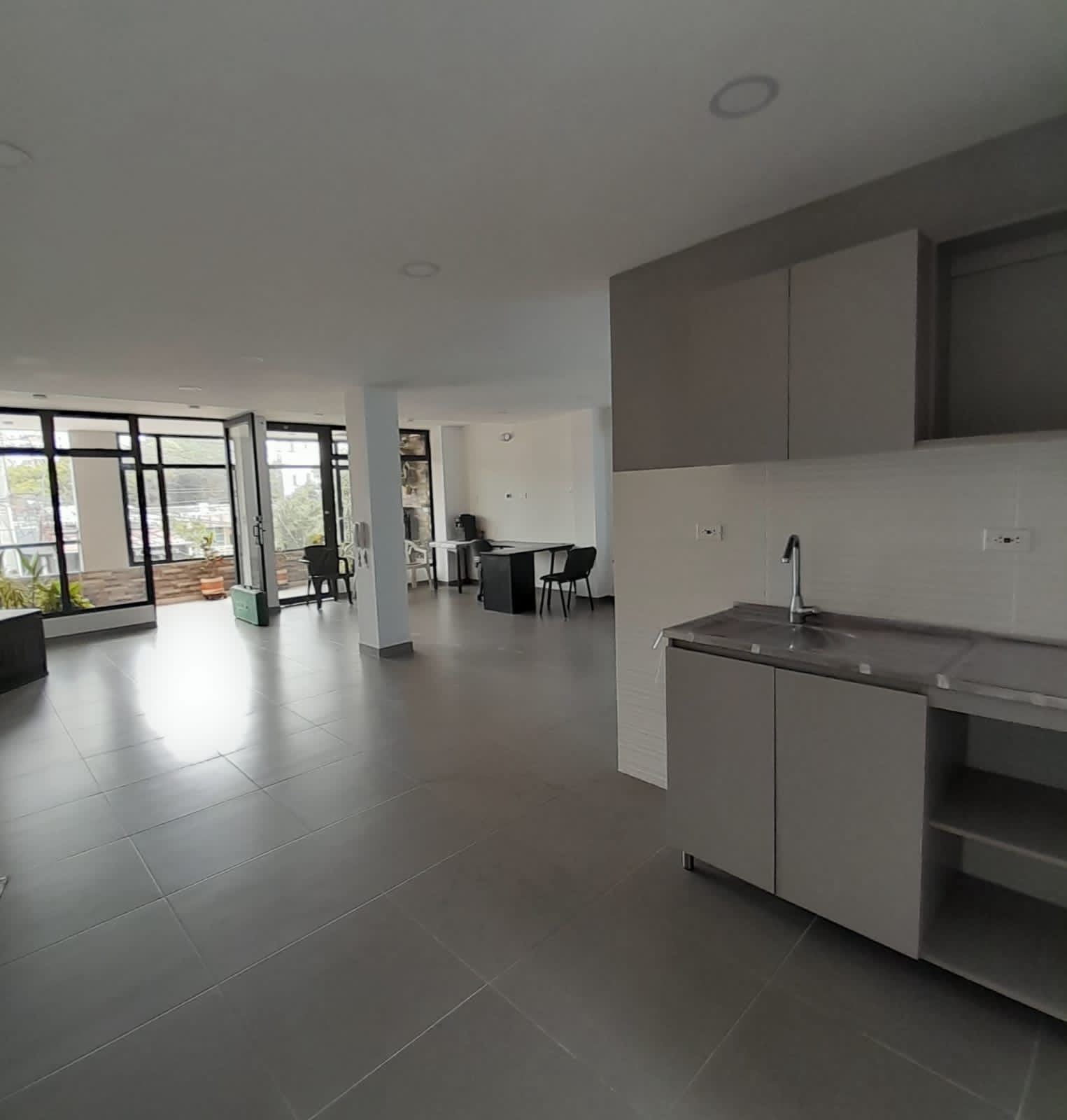 Local en venta en Granadillo, Barranquilla, 188 m² · foto 2 de 23