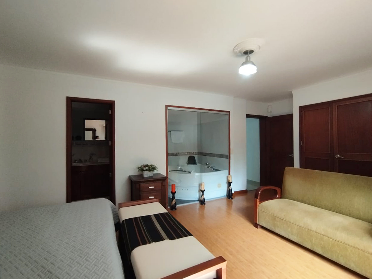 Apartamento en arriendo en Castropol, Medellín · foto 12 de 20