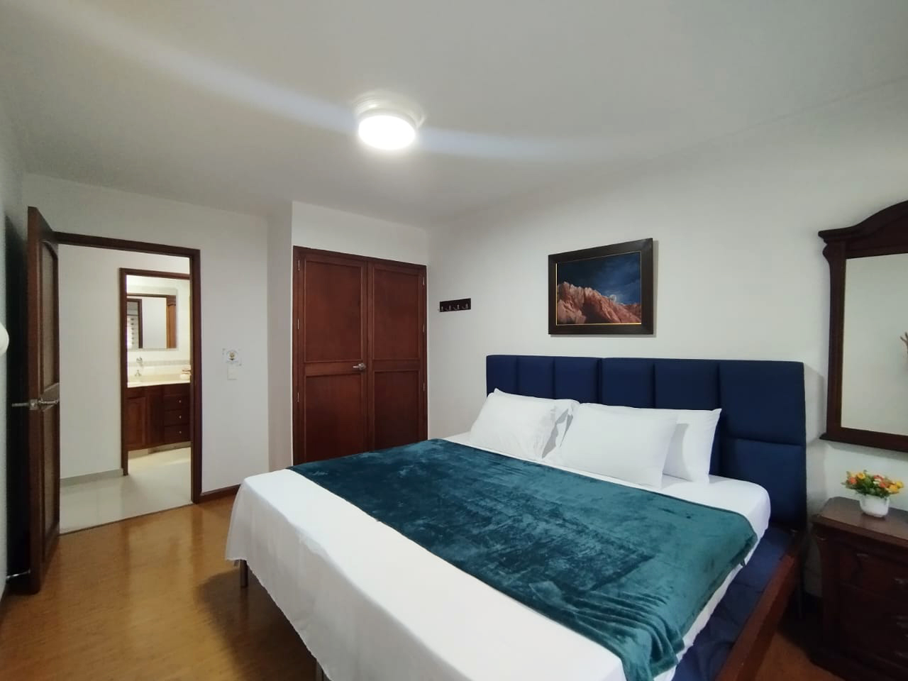 Apartamento en arriendo en Castropol, Medellín · foto 15 de 20