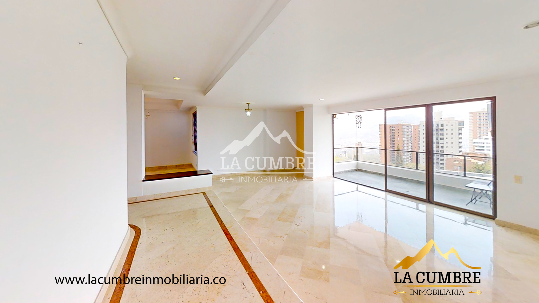 Apartamento de 3 alcobas en arriendo en Los Balsos, Medellín, 210 m² · foto 3 de 14