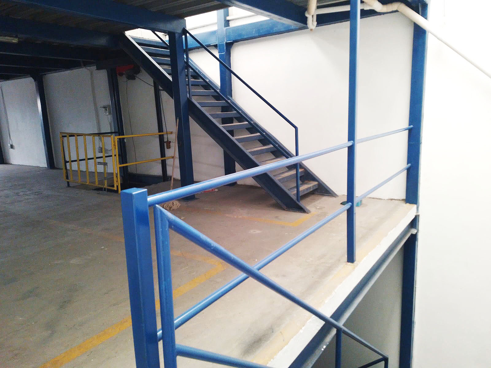 Bodega en arriendo en Trinidad, Medellín, 348 m² · foto 10 de 18