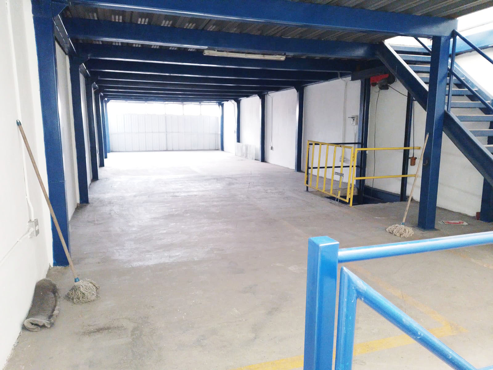 Bodega en arriendo en Trinidad, Medellín, 348 m² · foto 11 de 18