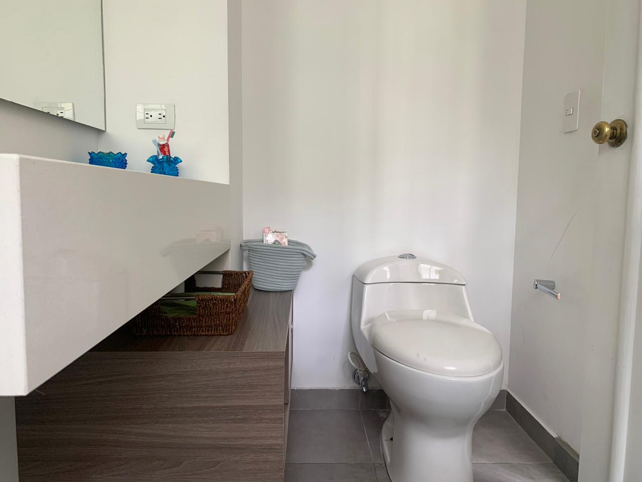 Apartamento de 3 alcobas en venta en La Florida, Medellín, 195 m² · foto 17 de 19