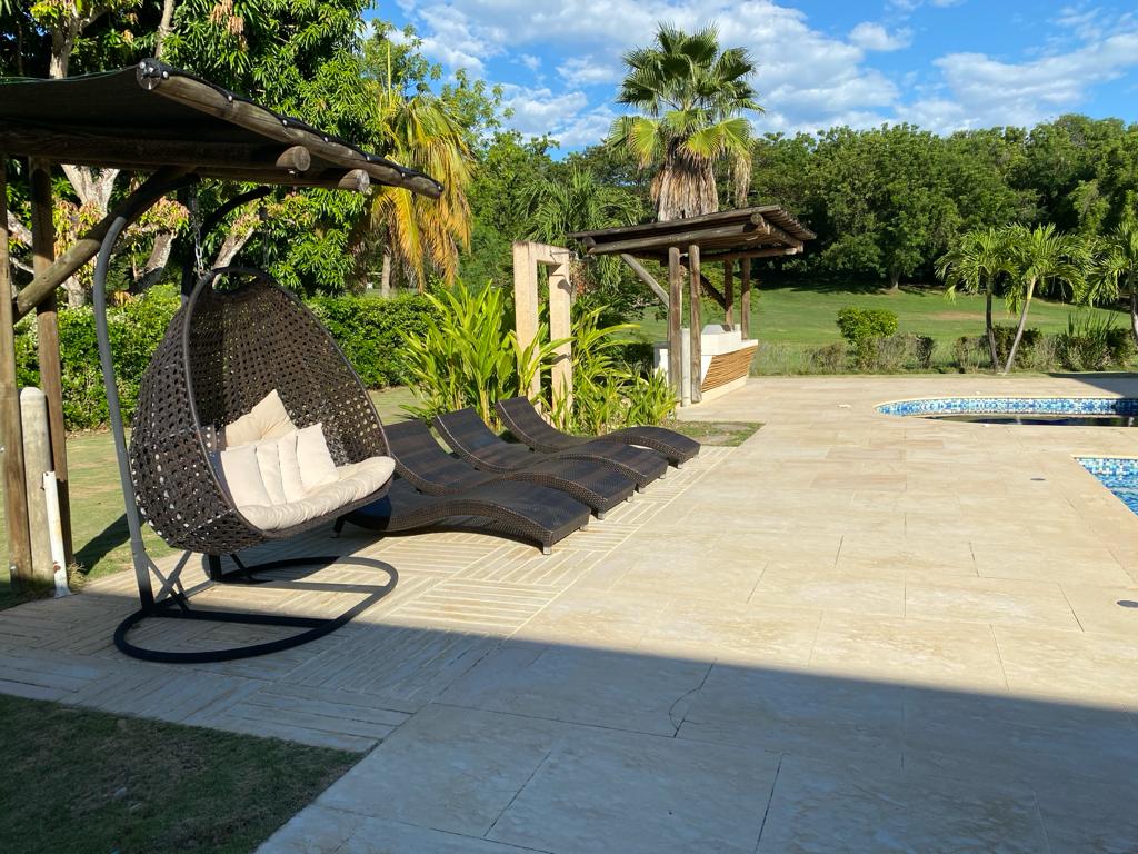 Casa de 4 alcobas en venta en Las Palmas, Ricaurte, 344 m² · foto 17 de 24