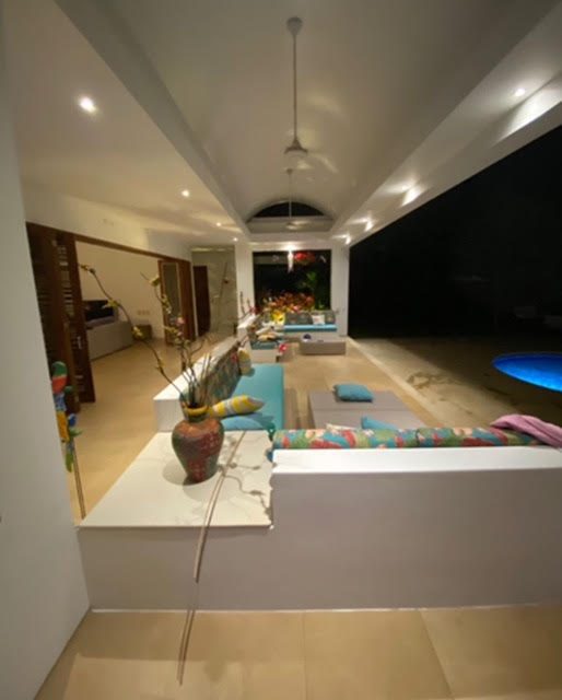 Casa de 4 alcobas en venta en Las Palmas, Ricaurte, 344 m² · foto 2 de 24