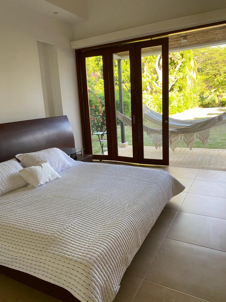 Casa de 4 alcobas en venta en Las Palmas, Ricaurte, 344 m² · foto 4 de 24