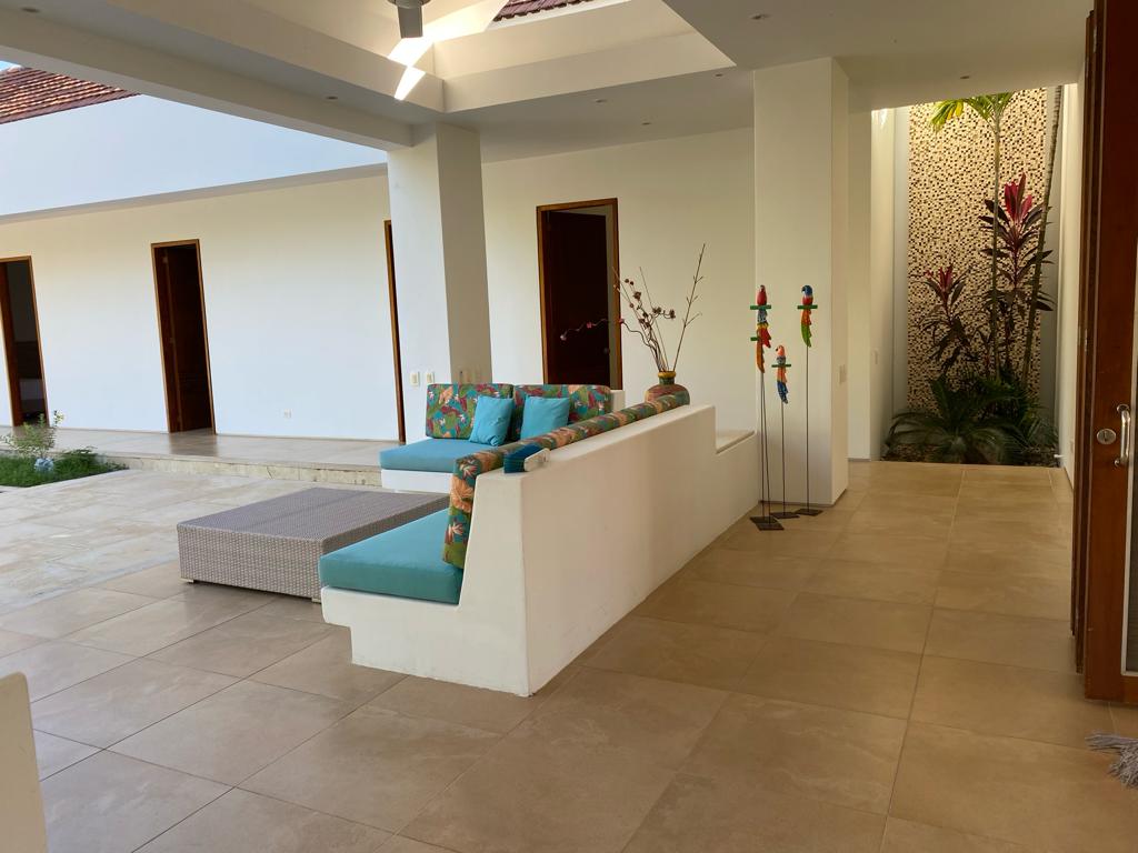 Casa de 4 alcobas en venta en Las Palmas, Ricaurte, 344 m² · foto 7 de 24