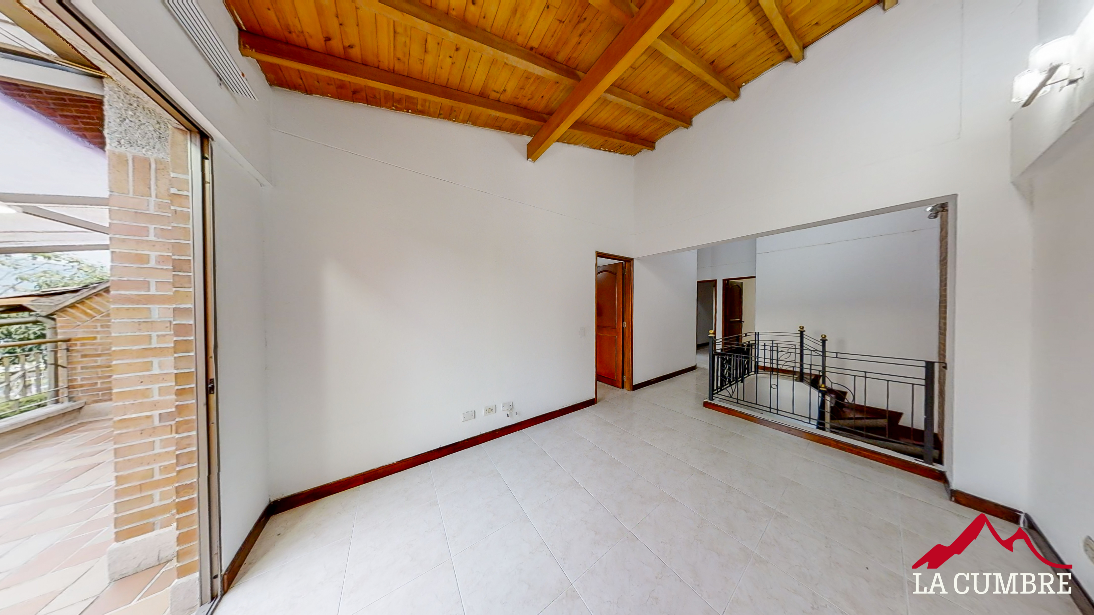 Casa de 3 alcobas en venta en El Diamante No. 2, Medellín, 200 m² · foto 9 de 13