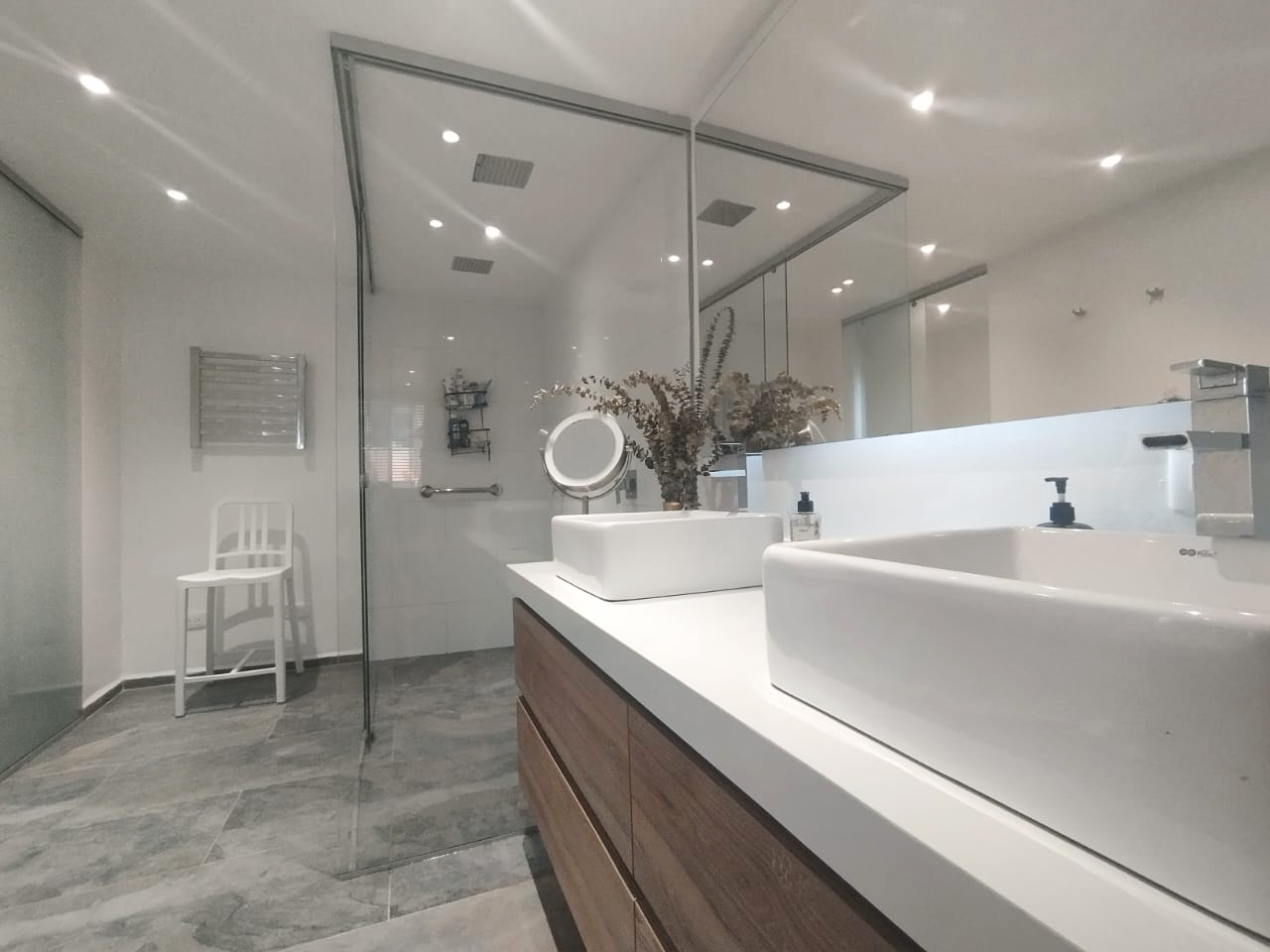Apartamento en arriendo en Altos Del Poblado, Medellín · foto 16 de 17