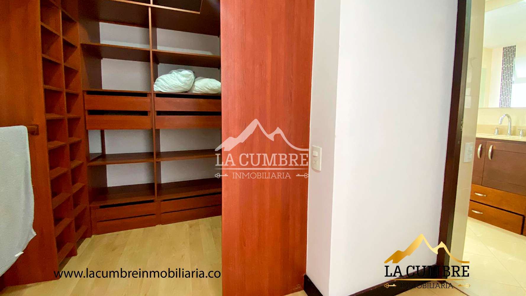 Apartamento en arriendo en Los Balsos, Medellín, 160 m² · foto 14 de 15