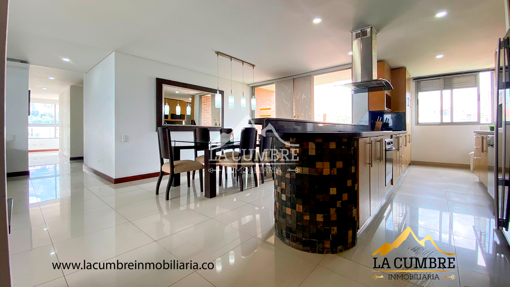 Apartamento en arriendo en Los Balsos, Medellín, 160 m² · foto 4 de 15