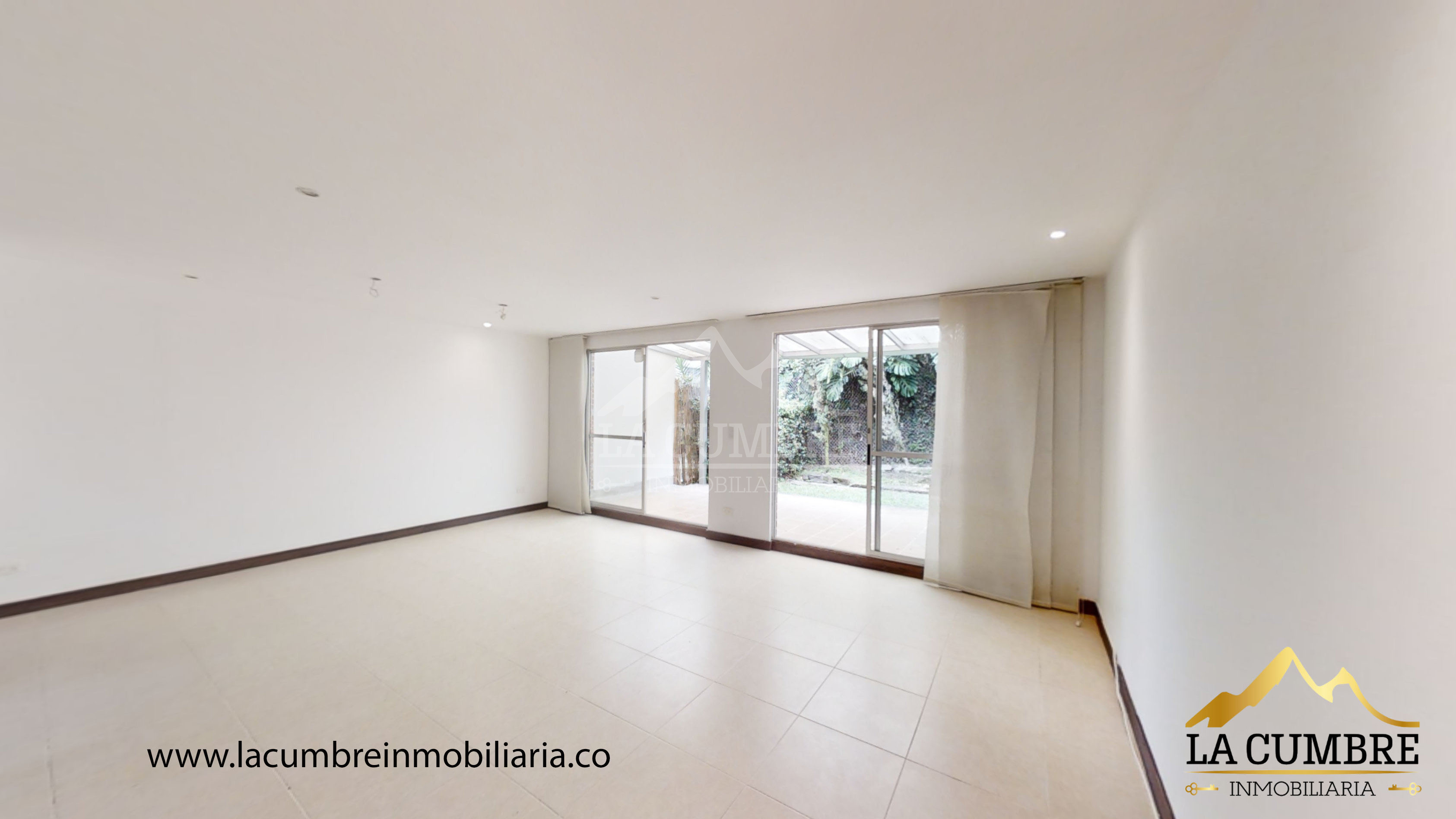 Casa de 3 alcobas en venta en Zuñiga, Envigado, 160 m² · foto 3 de 11