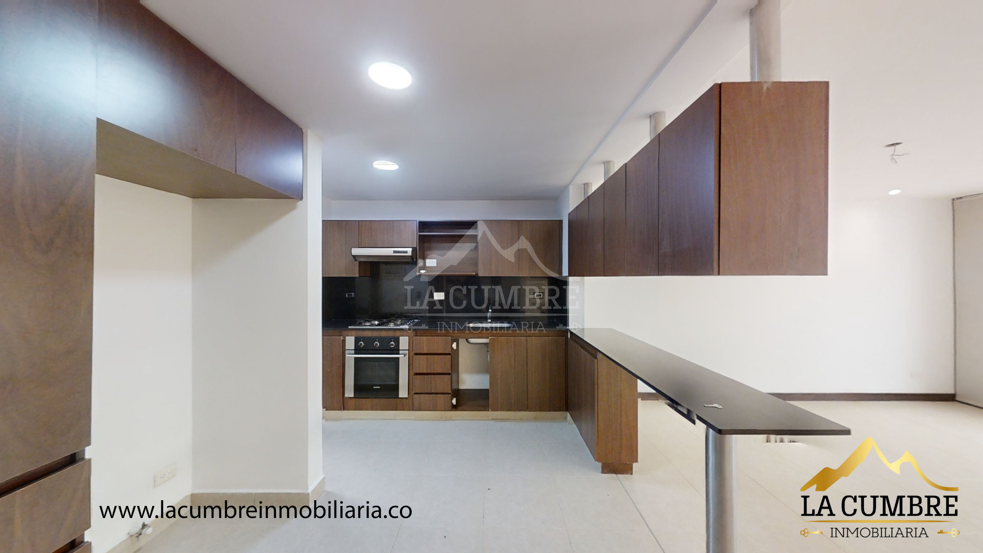 Casa de 3 alcobas en venta en Zuñiga, Envigado, 160 m² · foto 4 de 11