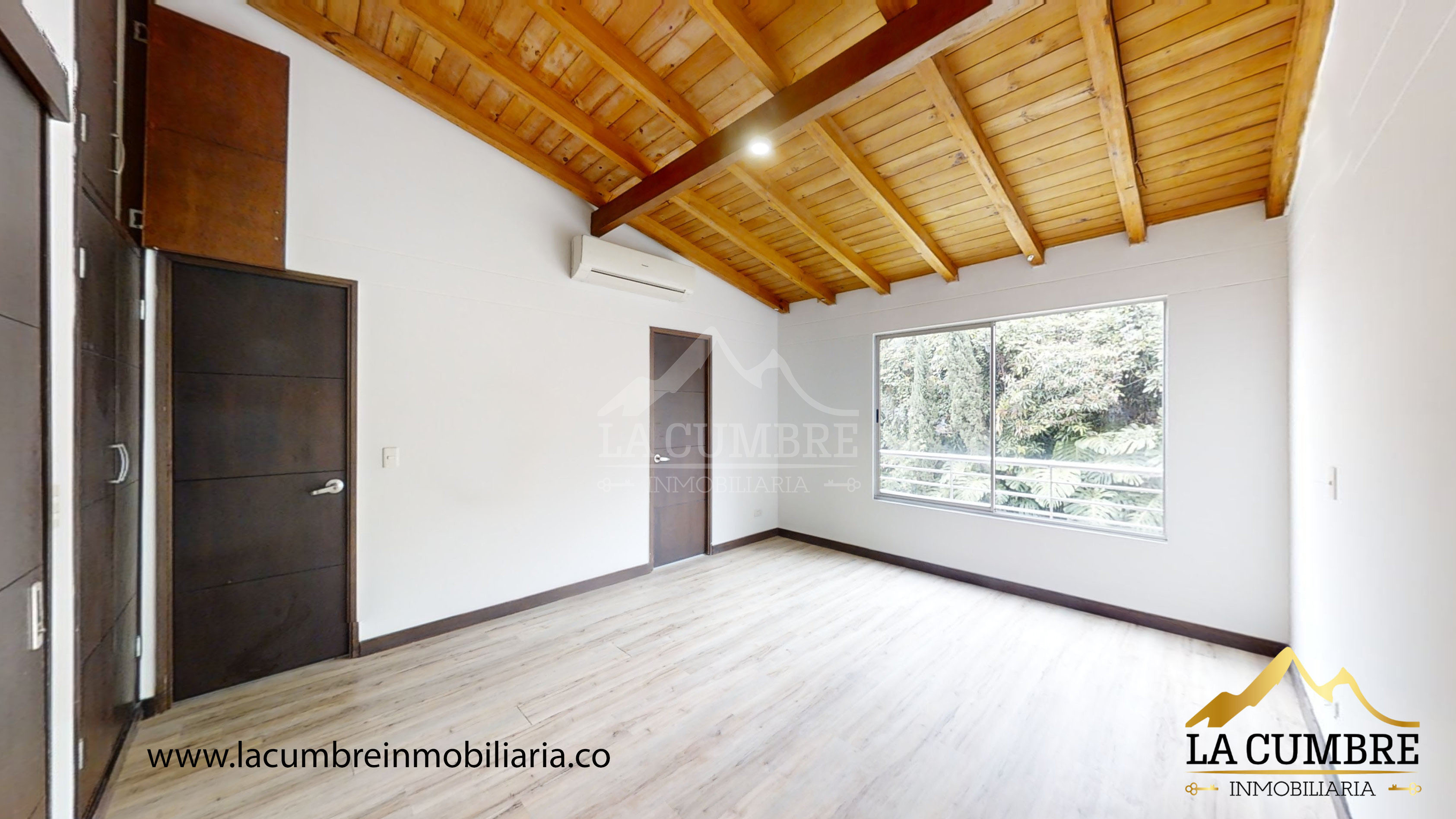 Casa de 3 alcobas en venta en Zuñiga, Envigado, 160 m² · foto 6 de 11