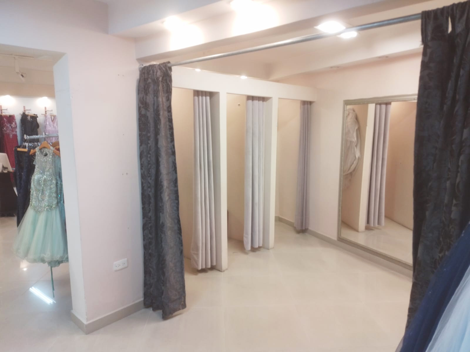 Local en arriendo en Bolivariana, Medellín, 320 m² · foto 4 de 12