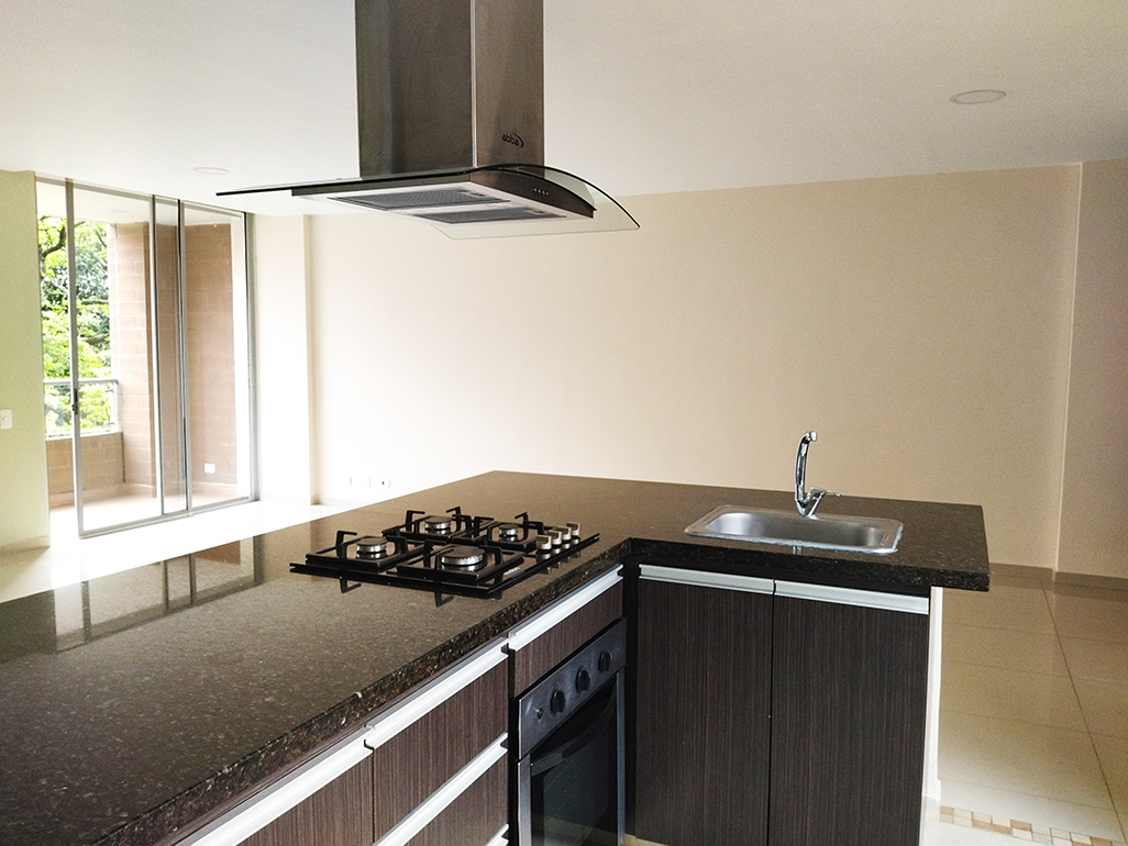 Apartamento en venta en Castropol, Medellín · foto 9 de 19