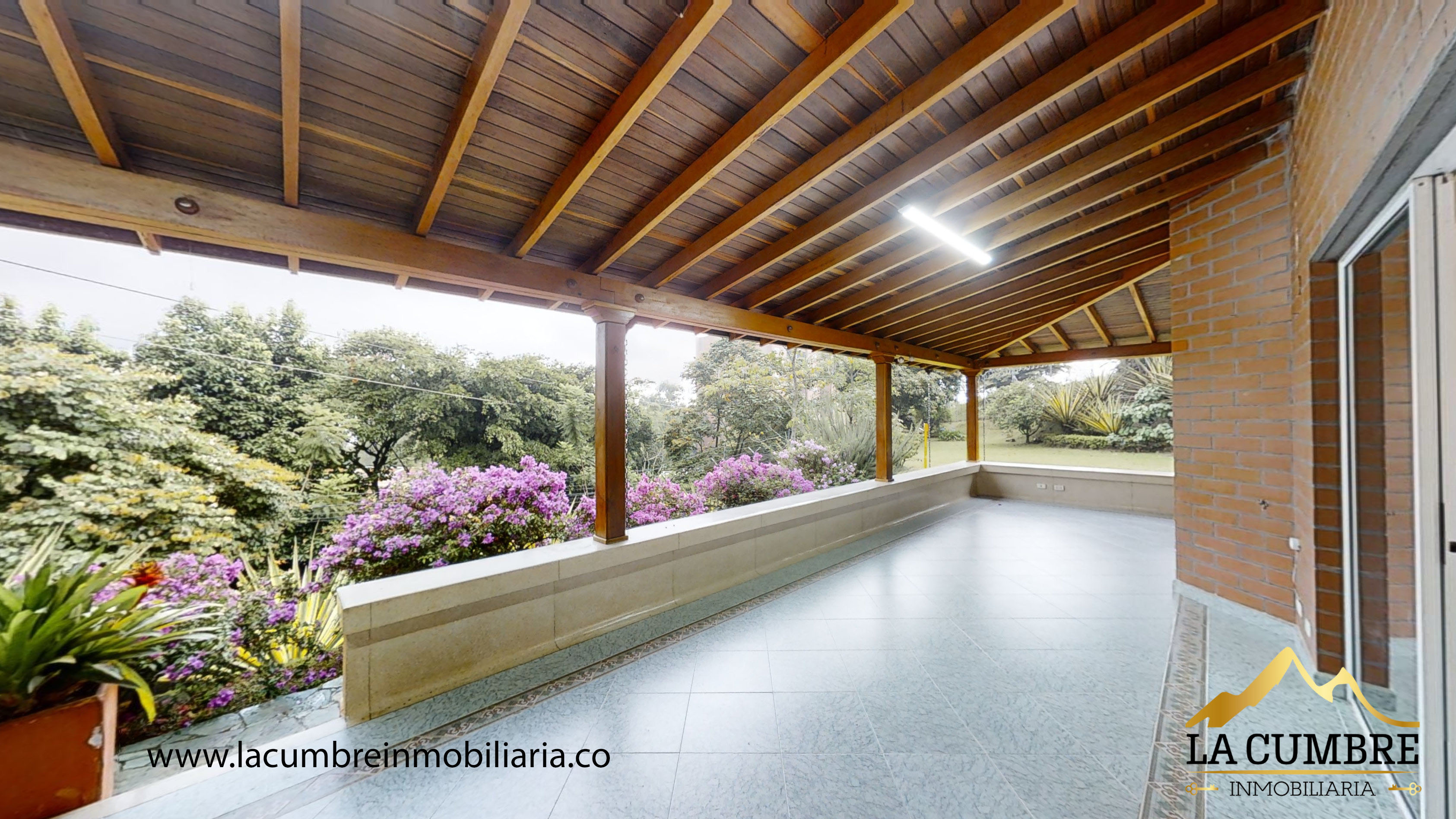 Casa en arriendo en Escobero, Envigado en Escobero