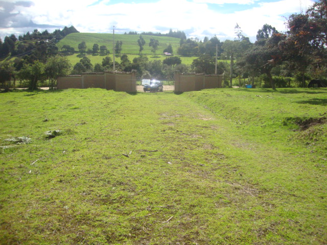 Lote en venta en Yerbabuena, Chía, 10036 m² · foto 4 de 17