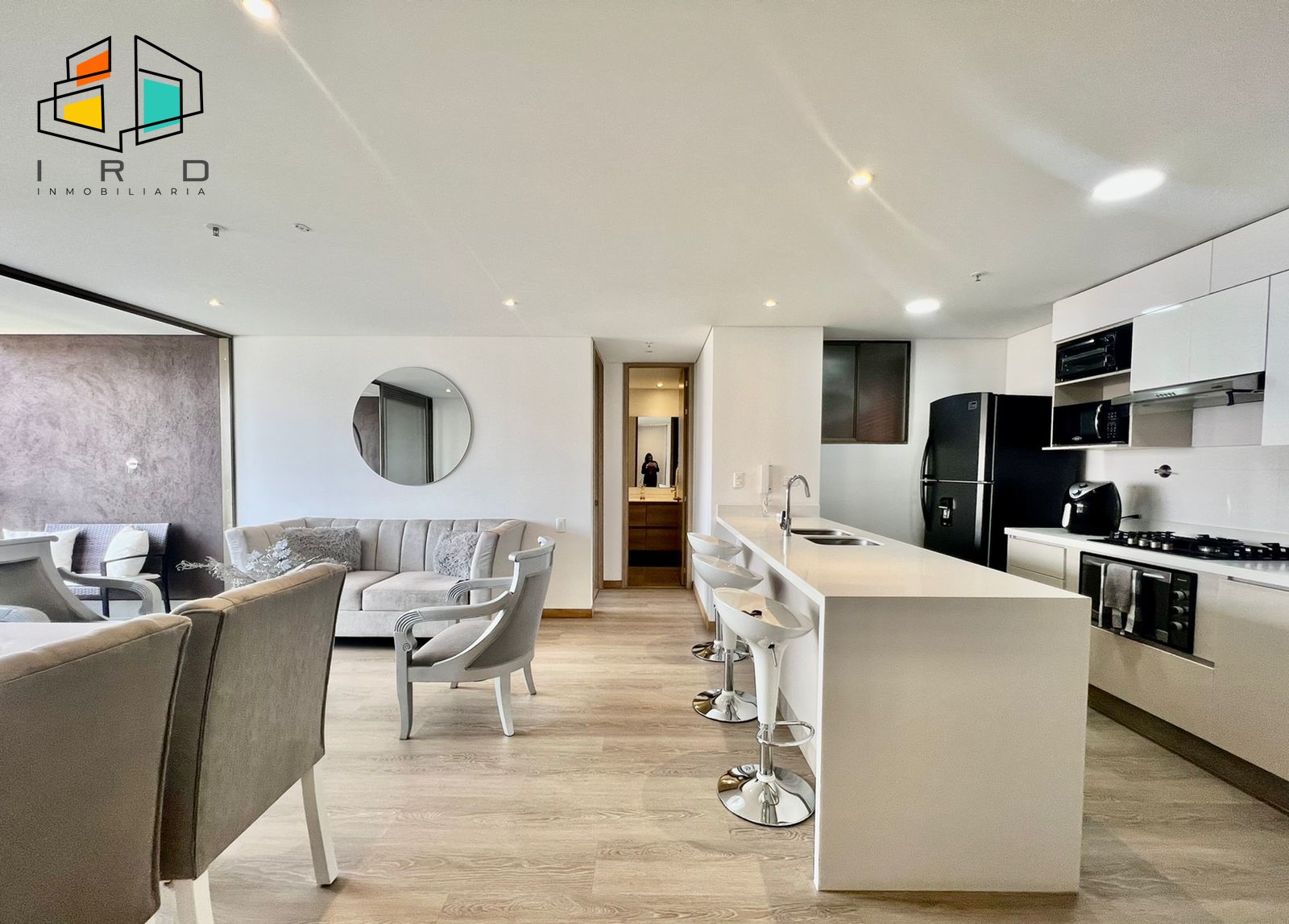 Apartamento en arriendo en El Poblado, Medellín, 90 m² · foto 7 de 24