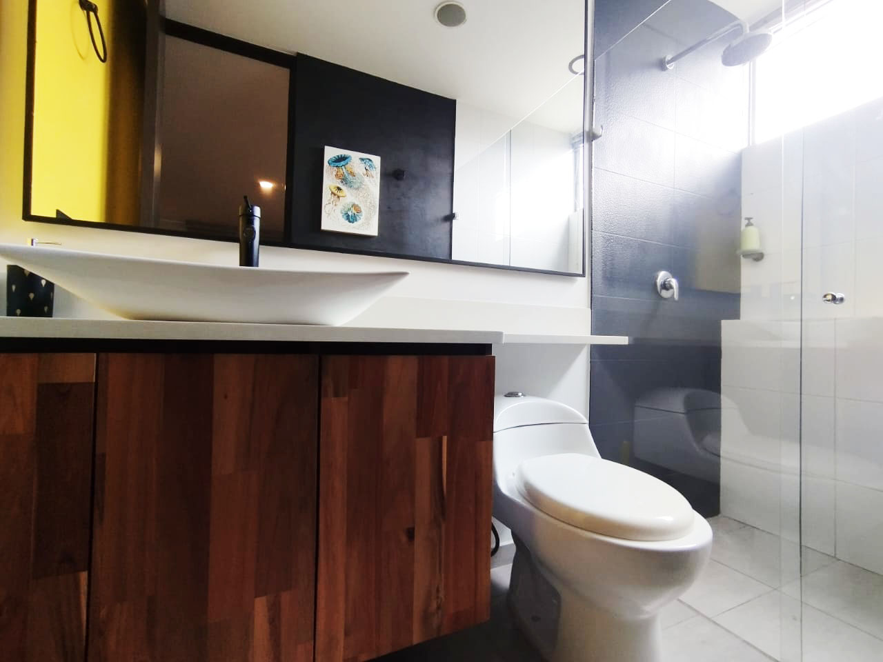 Apartamento de 2 alcobas en arriendo en El Poblado, Medellín, 80 m² · foto 14 de 16