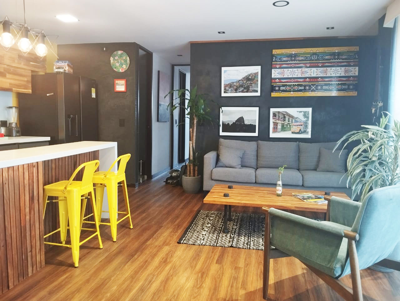Apartamento de 2 alcobas en arriendo en El Poblado, Medellín, 80 m² · foto 2 de 16