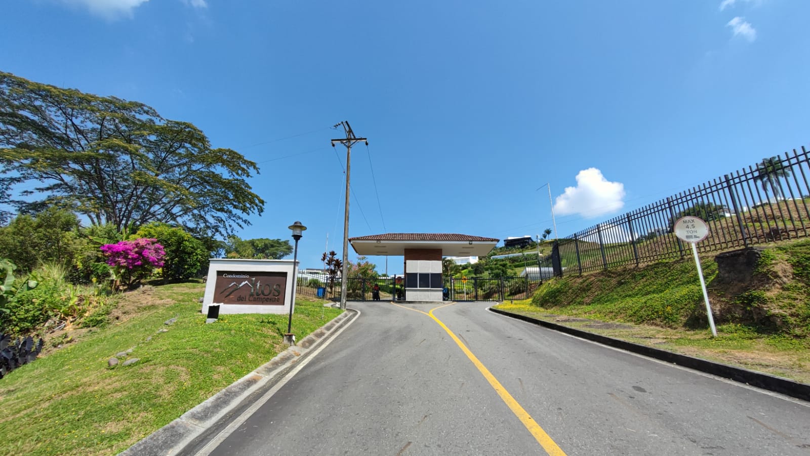 Lote en venta en El Rosario, Manizales, 1800 m² · foto 7 de 9