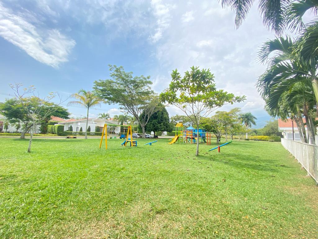 Casa de 5 alcobas en venta en Parque Natura, Jamundí, 400 m² · foto 24 de 24