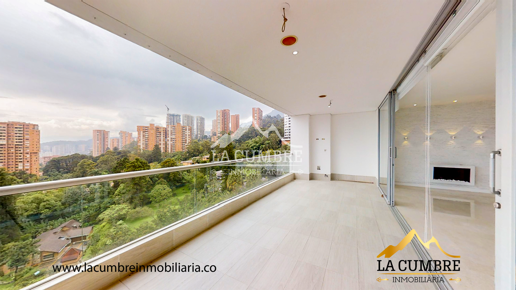 Apartamento de 3 alcobas en arriendo en El Tesoro, Medellín, 263 m² · foto 11 de 19
