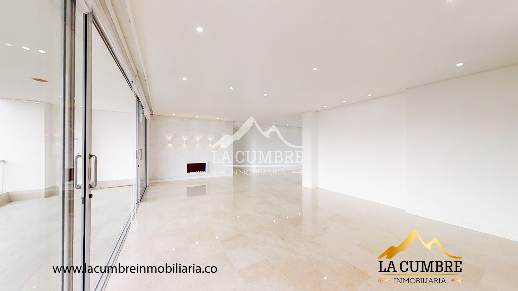 Apartamento de 3 alcobas en arriendo en El Tesoro, Medellín, 263 m² · foto 2 de 19