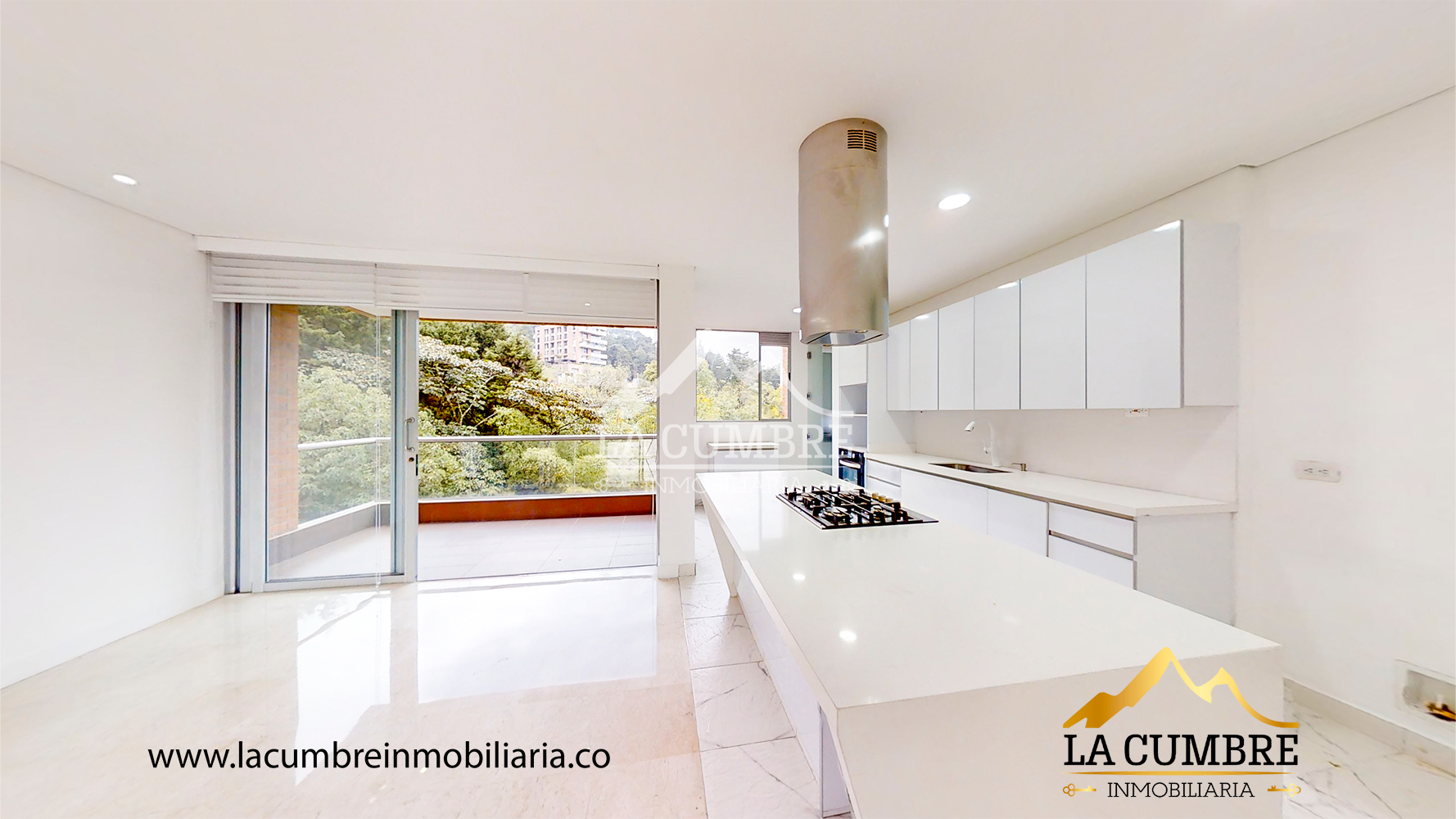 Apartamento de 3 alcobas en arriendo en El Tesoro, Medellín, 263 m² · foto 5 de 19