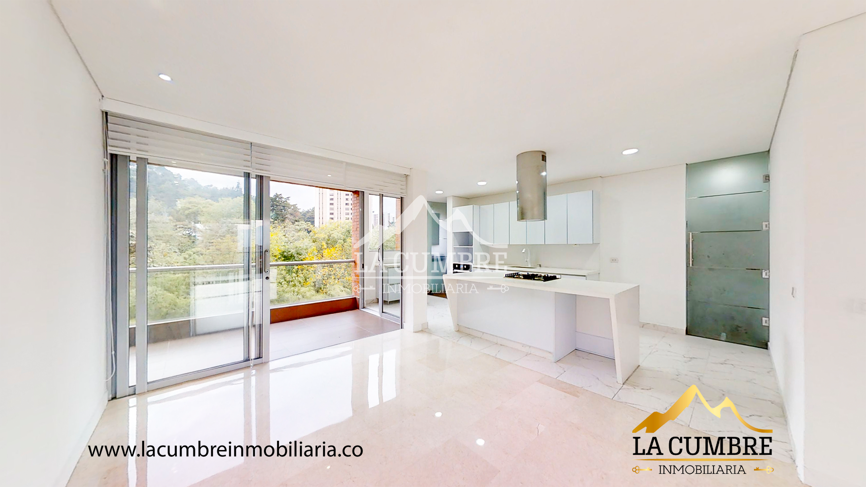 Apartamento de 3 alcobas en arriendo en El Tesoro, Medellín, 263 m² · foto 6 de 19