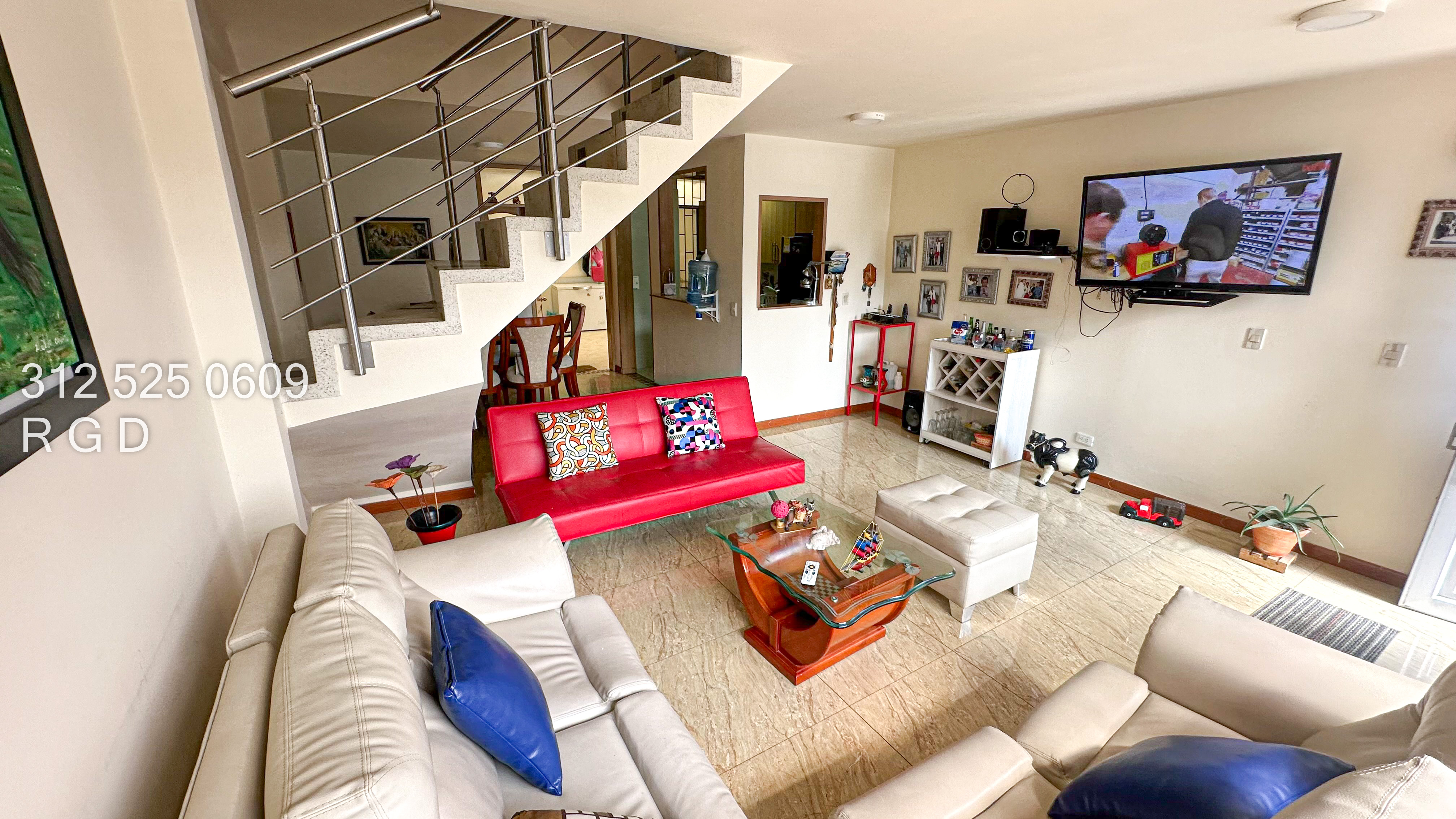 Casa de 4 alcobas en venta en Briceño, Sopó, 192 m² · foto 2 de 24