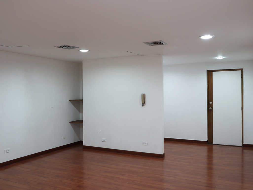 Oficina en arriendo en Milla De Oro, Medellín, 38 m² · foto 4 de 11