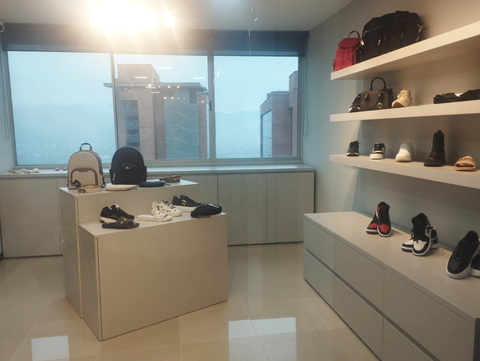 Oficina en venta en El Tesoro, Medellín, 33 m² · foto 5 de 11