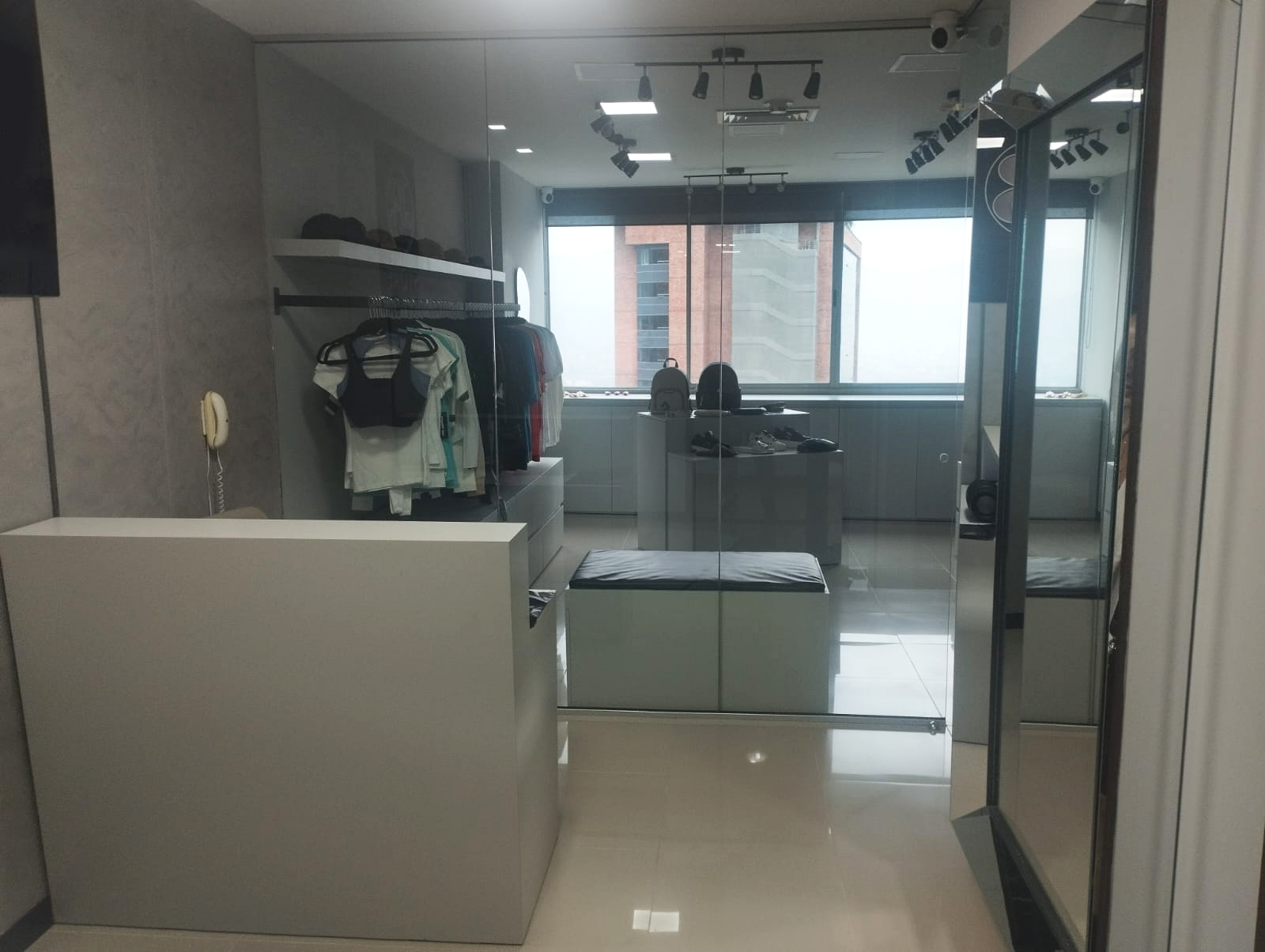 Oficina en venta en El Tesoro, Medellín, 33 m² · foto 6 de 11